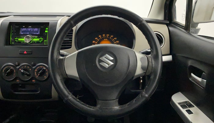 2015 Maruti Wagon R 1.0 LXI CNG, CNG, Manual, 83,213 km, Steering Wheel Close Up