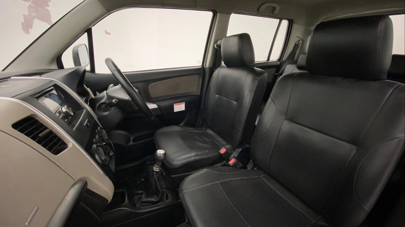 2015 Maruti Wagon R 1.0 LXI CNG, CNG, Manual, 83,213 km, Right Side Front Door Cabin