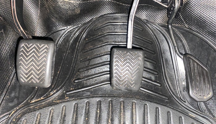 2015 Toyota Etios GD, Diesel, Manual, 86,134 km, Pedals