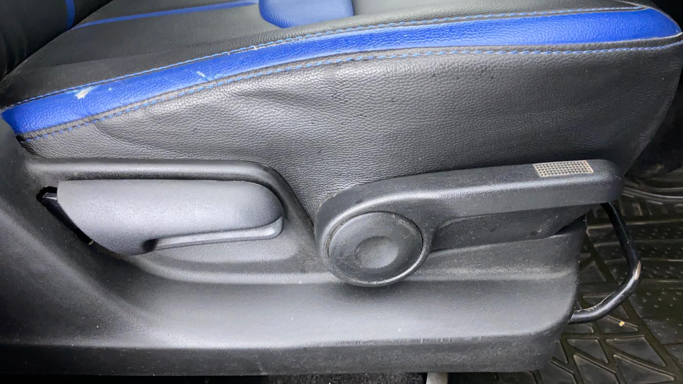 2012 Maruti Swift ZXI D, Petrol, Manual, 96,704 km, Driver Side Adjustment Panel
