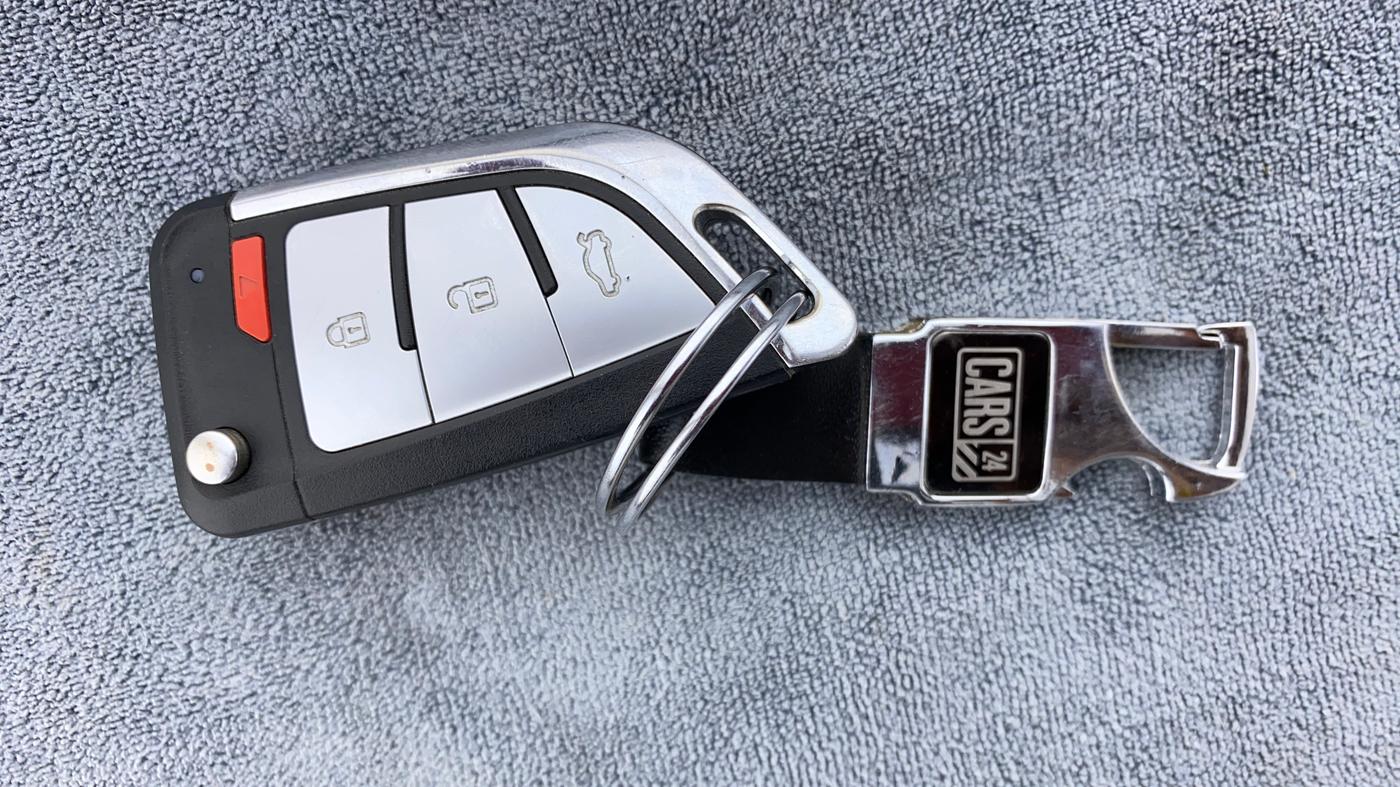 2012 Maruti Swift ZXI D, Petrol, Manual, 96,704 km, Key Close Up