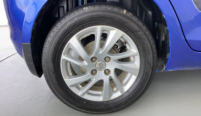 2012 Maruti Swift ZXI D, Petrol, Manual, 96,704 km, Right Rear Wheel