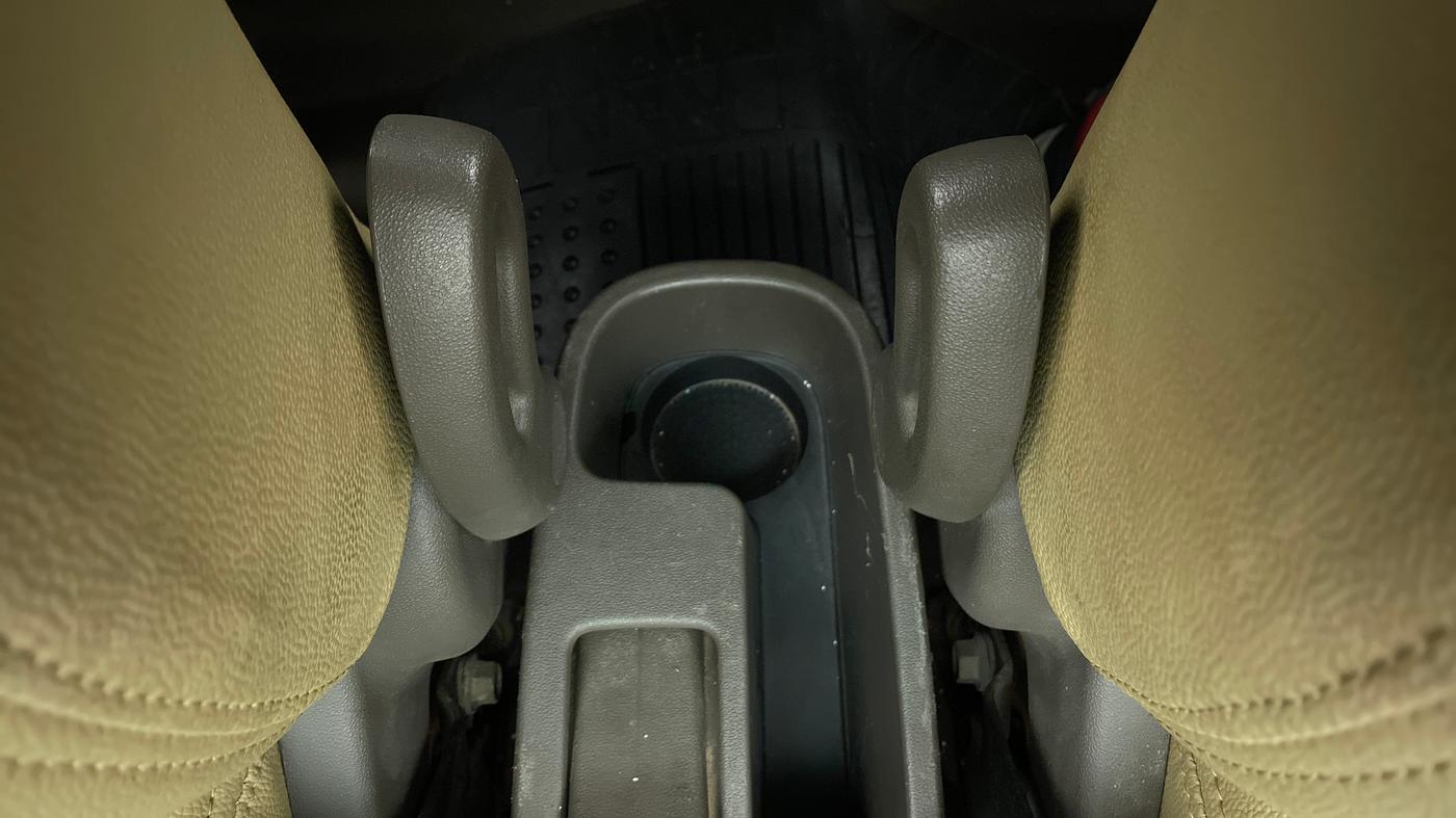 2010 Hyundai i10 MAGNA 1.2, Petrol, Manual, 95,202 km, Driver Side Adjustment Panel