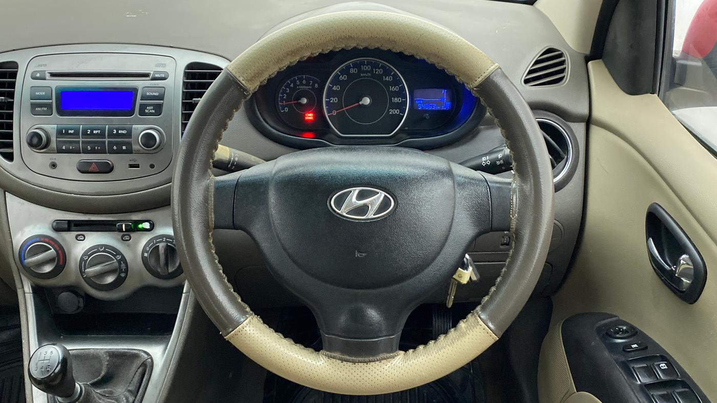 2010 Hyundai i10 MAGNA 1.2, Petrol, Manual, 95,202 km, Steering Wheel Close Up