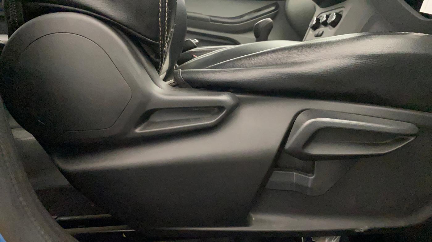 2024 Tata Tiago XT Rhythm CNG, CNG, Manual, 10,513 km, Driver Side Adjustment Panel