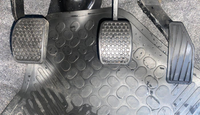 2021 Maruti Alto VXI PLUS, Petrol, Manual, 6,862 km, Pedals