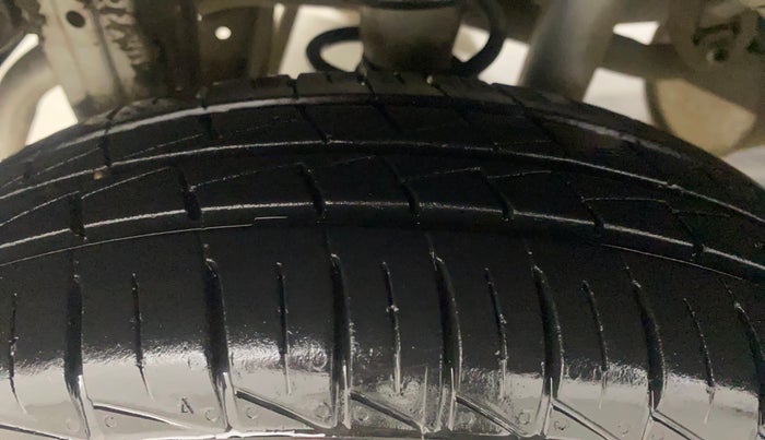 2021 Maruti Alto VXI PLUS, Petrol, Manual, 6,862 km, Right Rear Tyre Tread