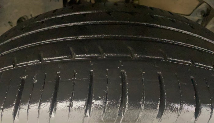 2021 Renault Duster RXZ 1.5 PETROL MT, Petrol, Manual, 49,406 km, Right Front Tyre Tread