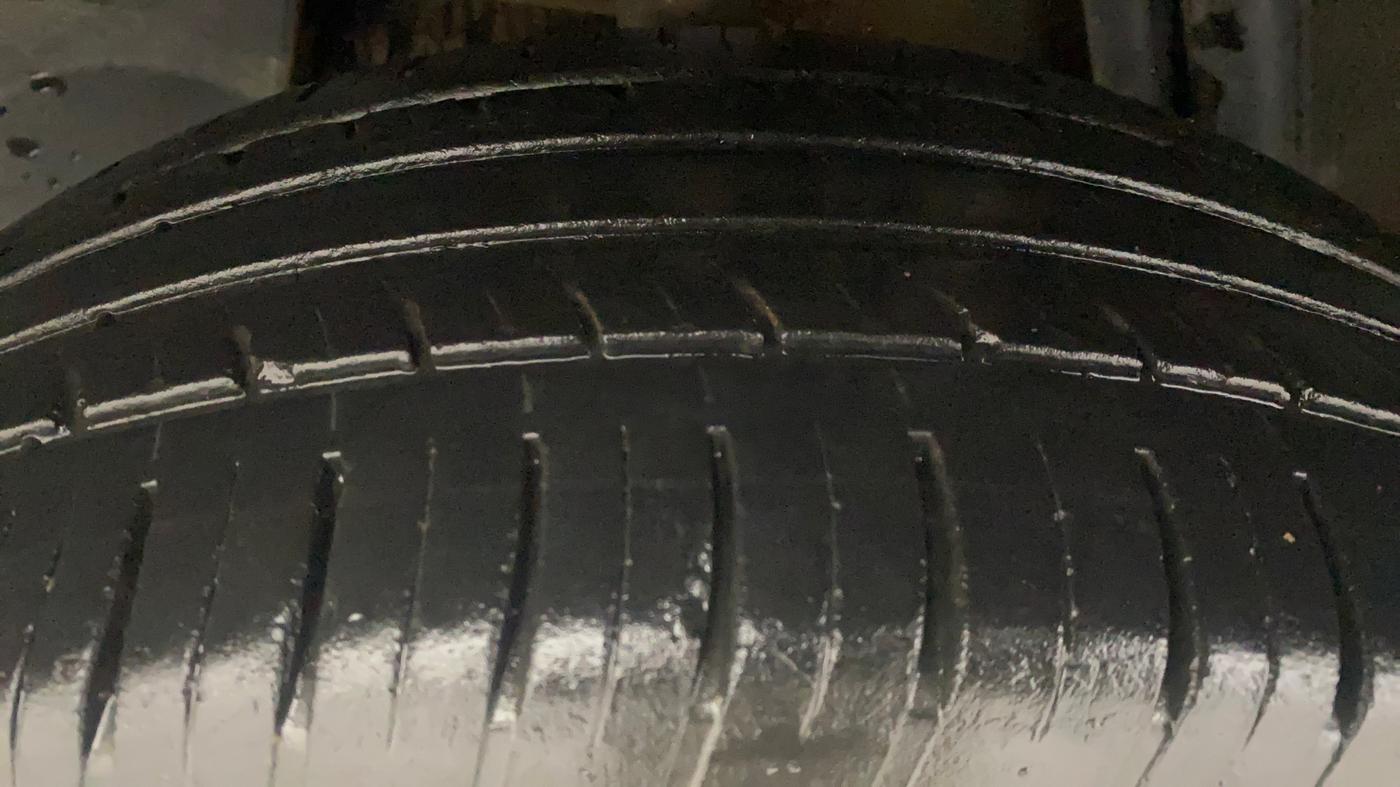 2021 Renault Duster RXZ 1.5 PETROL MT, Petrol, Manual, 49,406 km, Right Rear Tyre Tread