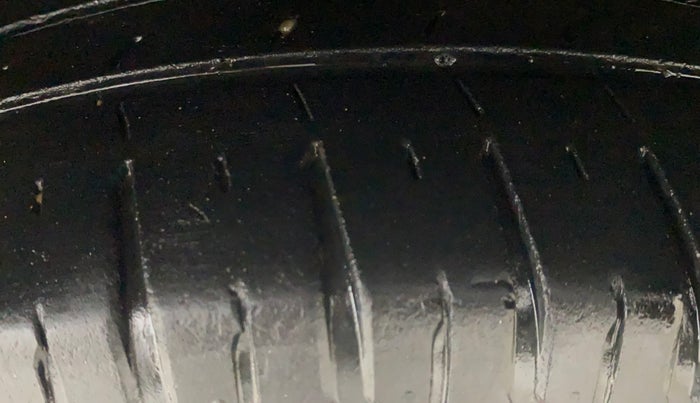 2013 Hyundai i20 ERA 1.2, Petrol, Manual, 77,686 km, Left Front Tyre Tread