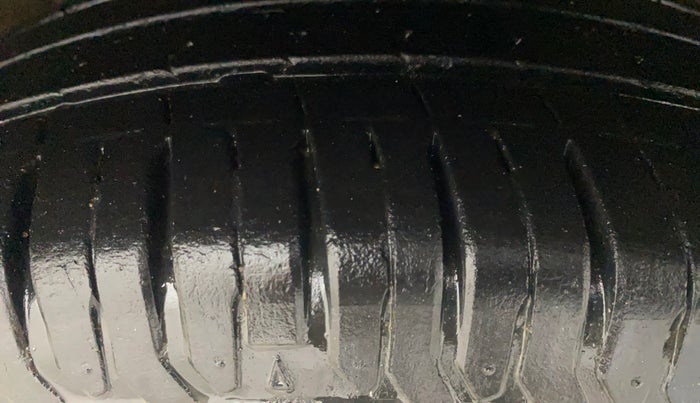 2013 Hyundai i20 ERA 1.2, Petrol, Manual, 77,686 km, Right Front Tyre Tread