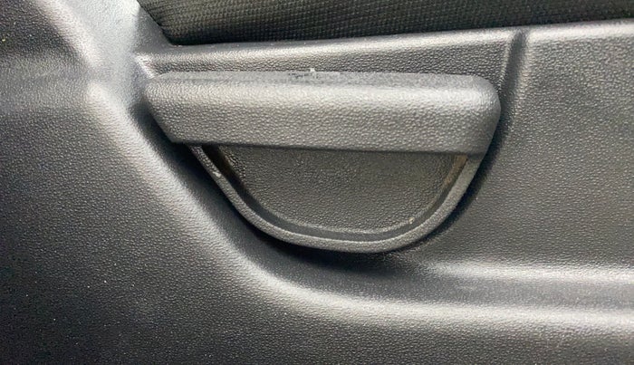 2013 Hyundai i20 ERA 1.2, Petrol, Manual, 77,686 km, Driver Side Adjustment Panel