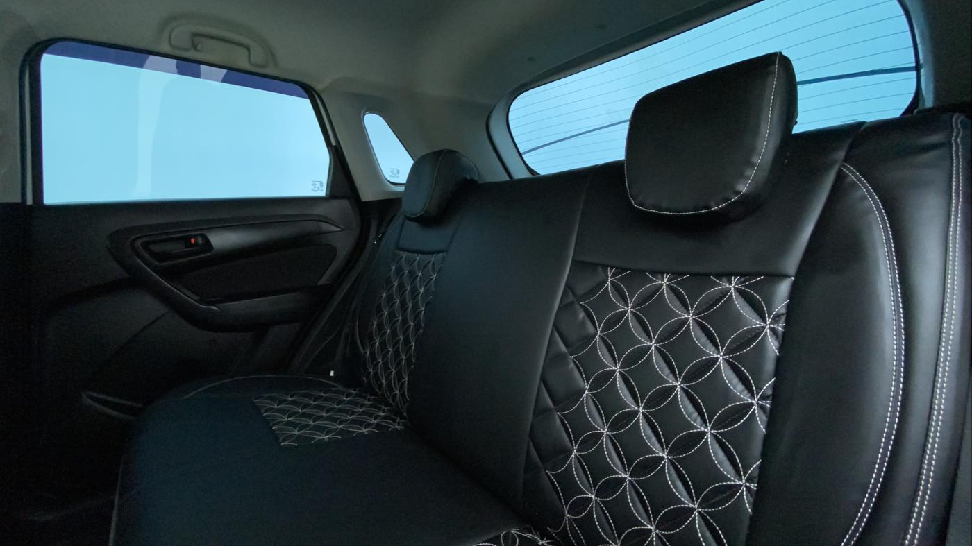 2020 Maruti Vitara Brezza VXI, Petrol, Manual, 26,477 km, Right Side Rear Door Cabin