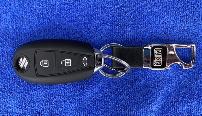 2020 Maruti Vitara Brezza VXI, Petrol, Manual, 26,477 km, Key Close Up