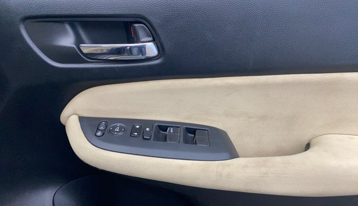 2022 Honda City 1.5L I-VTEC V MT 5TH GEN, Petrol, Manual, 34,201 km, Driver Side Door Panels Control