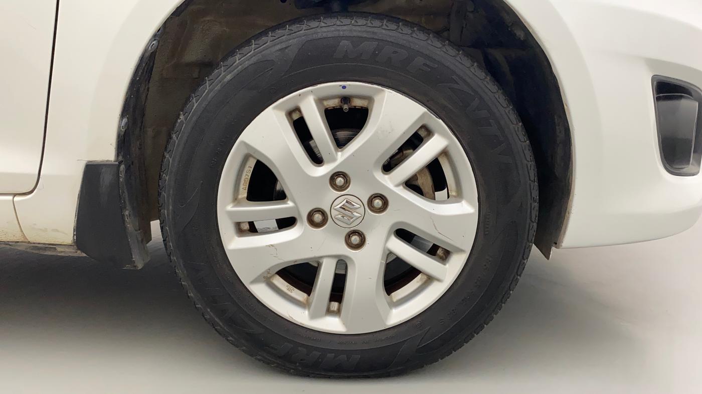 2014 Maruti Swift Dzire ZDI, Diesel, Manual, 56,937 km, Right Front Wheel