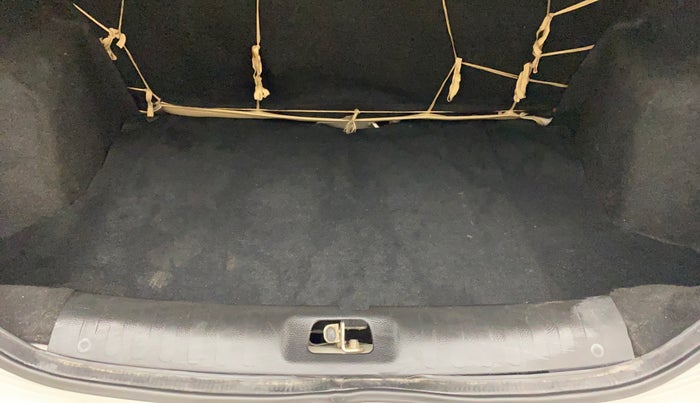2014 Maruti Swift Dzire ZDI, Diesel, Manual, 56,937 km, Boot Inside