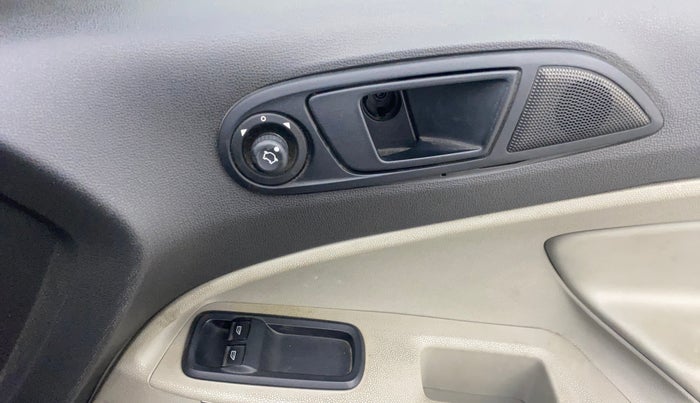 2014 Ford Ecosport AMBIENTE 1.5L PETROL, Petrol, Manual, 55,789 km, Driver Side Door Panels Control