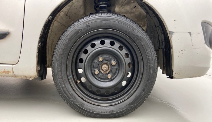 2013 Maruti Wagon R 1.0 VXI, Petrol, Manual, 91,970 km, Right Front Wheel