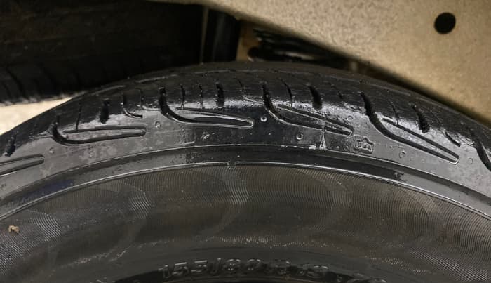 2021 Maruti Eeco 5 STR WITH A/C+HTR, Petrol, Manual, 83,095 km, Right Rear Tyre Tread
