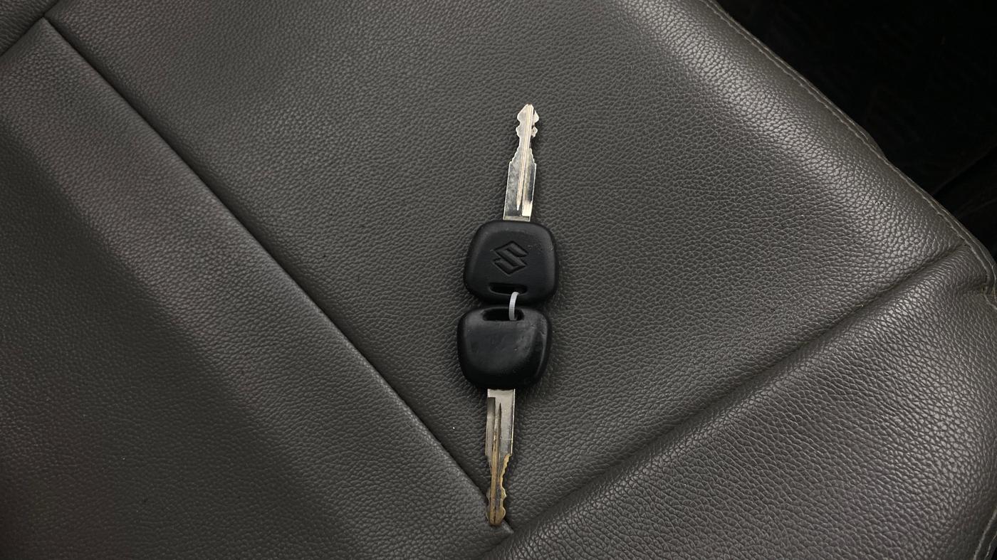2021 Maruti Eeco 5 STR WITH A/C+HTR, Petrol, Manual, 83,095 km, Key Close Up