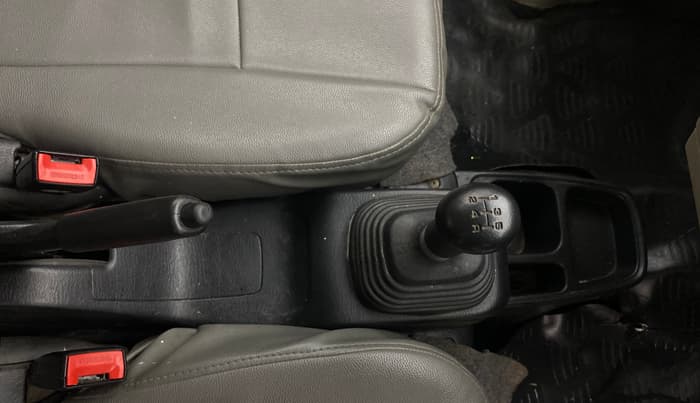 2021 Maruti Eeco 5 STR WITH A/C+HTR, Petrol, Manual, 83,095 km, Gear Lever