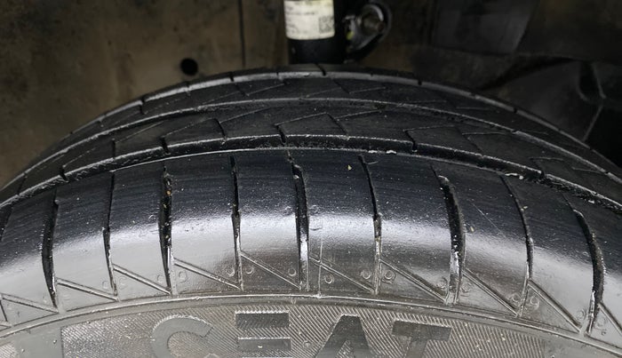 2018 Honda Amaze 1.2L I-VTEC S, CNG, Manual, 59,659 km, Right Front Tyre Tread