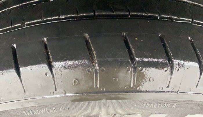 2013 Ford Ecosport AMBIENTE 1.5L DIESEL, Diesel, Manual, 54,613 km, Left Front Tyre Tread