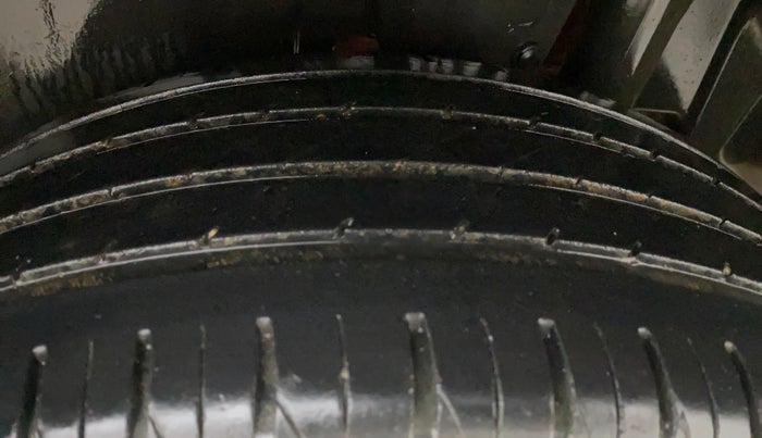 2021 Maruti Vitara Brezza ZXI PLUS DUAL TONE, Petrol, Manual, 48,142 km, Left Rear Tyre Tread