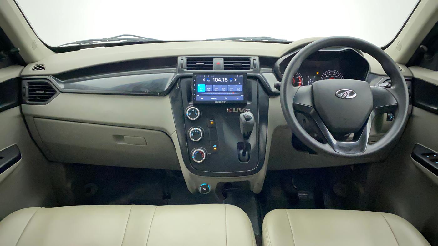 2016 Mahindra Kuv100 K4 6 STR, Petrol, Manual, 54,500 km, Dashboard