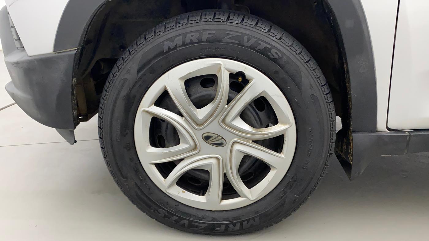 2016 Mahindra Kuv100 K4 6 STR, Petrol, Manual, 54,500 km, Left Front Wheel