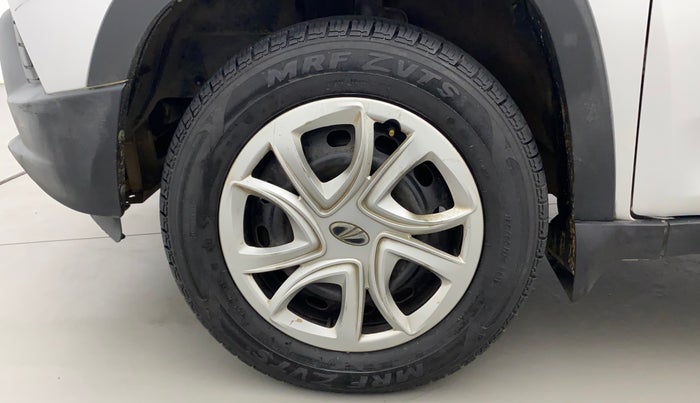 2016 Mahindra Kuv100 K4 6 STR, Petrol, Manual, 54,500 km, Left Front Wheel