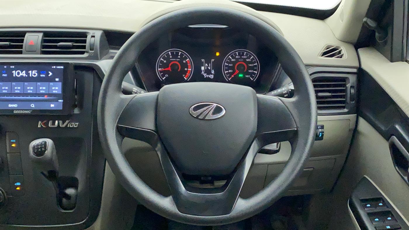 2016 Mahindra Kuv100 K4 6 STR, Petrol, Manual, 54,500 km, Steering Wheel Close Up