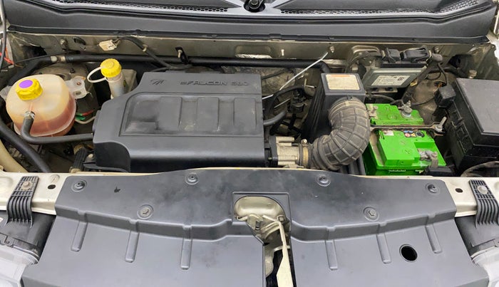 2016 Mahindra Kuv100 K4 6 STR, Petrol, Manual, 54,500 km, Open Bonet
