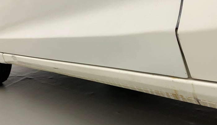 2016 Honda Jazz 1.2L I-VTEC V AT, Petrol, Automatic, 74,678 km, Left running board - Slightly dented