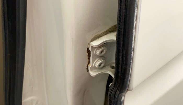 2016 Honda Jazz 1.2L I-VTEC V AT, Petrol, Automatic, 74,678 km, Left B pillar - Slight discoloration