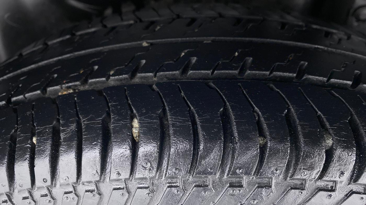 2014 Maruti Swift Dzire VXI 1.2 BS IV, Petrol, Manual, 18,195 km, Right Rear Tyre Tread