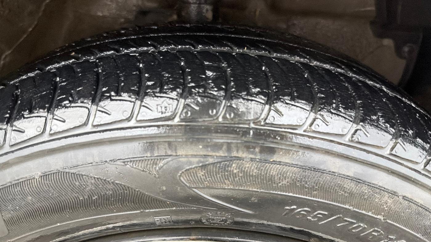 2016 Maruti Celerio ZXI AMT, Petrol, Automatic, 40,224 km, Right Front Tyre Tread