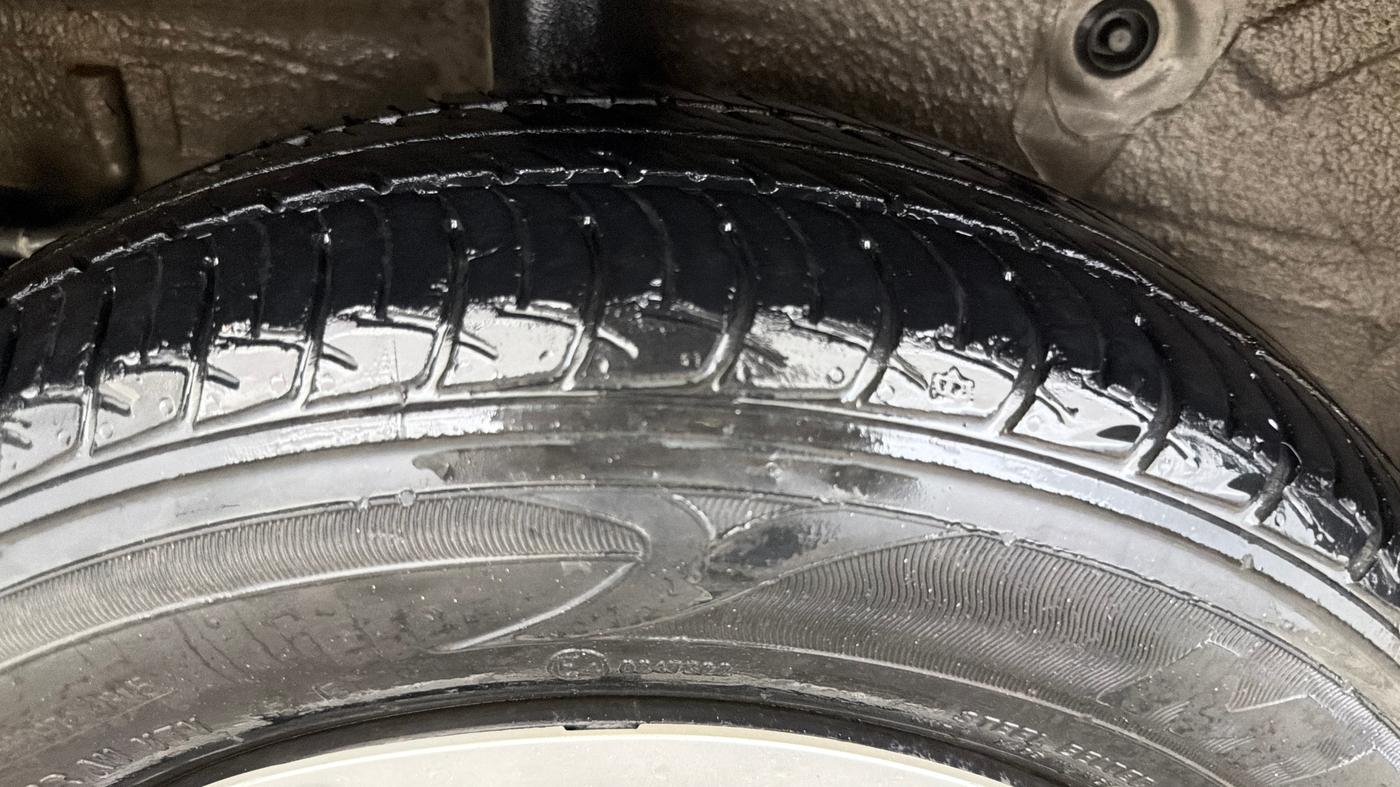 2016 Maruti Celerio ZXI AMT, Petrol, Automatic, 40,224 km, Right Rear Tyre Tread