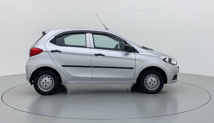 2017 Tata Tiago XM 1.2 REVOTRON, Petrol, Manual, 54,604 km, Right Side View