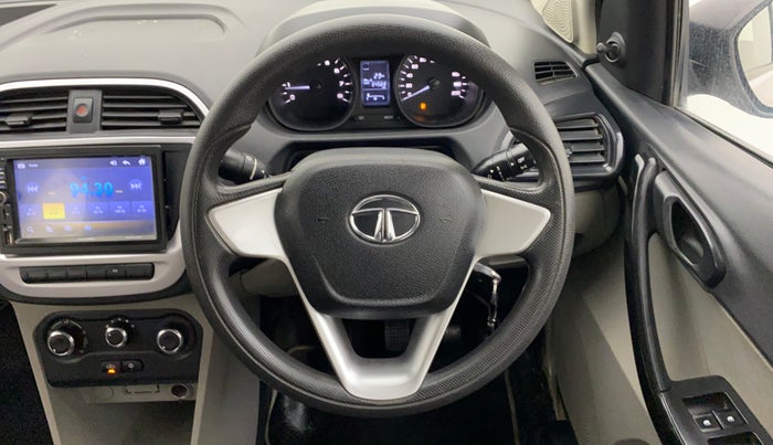 2017 Tata Tiago XM 1.2 REVOTRON, Petrol, Manual, 54,604 km, Steering Wheel Close Up