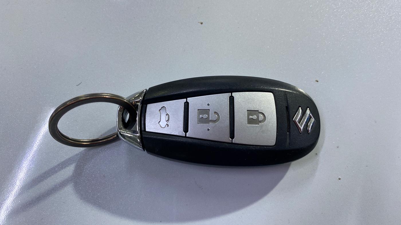 2017 Maruti Ciaz ALPHA 1.4 PETROL, Petrol, Manual, 70,577 km, Key Close Up