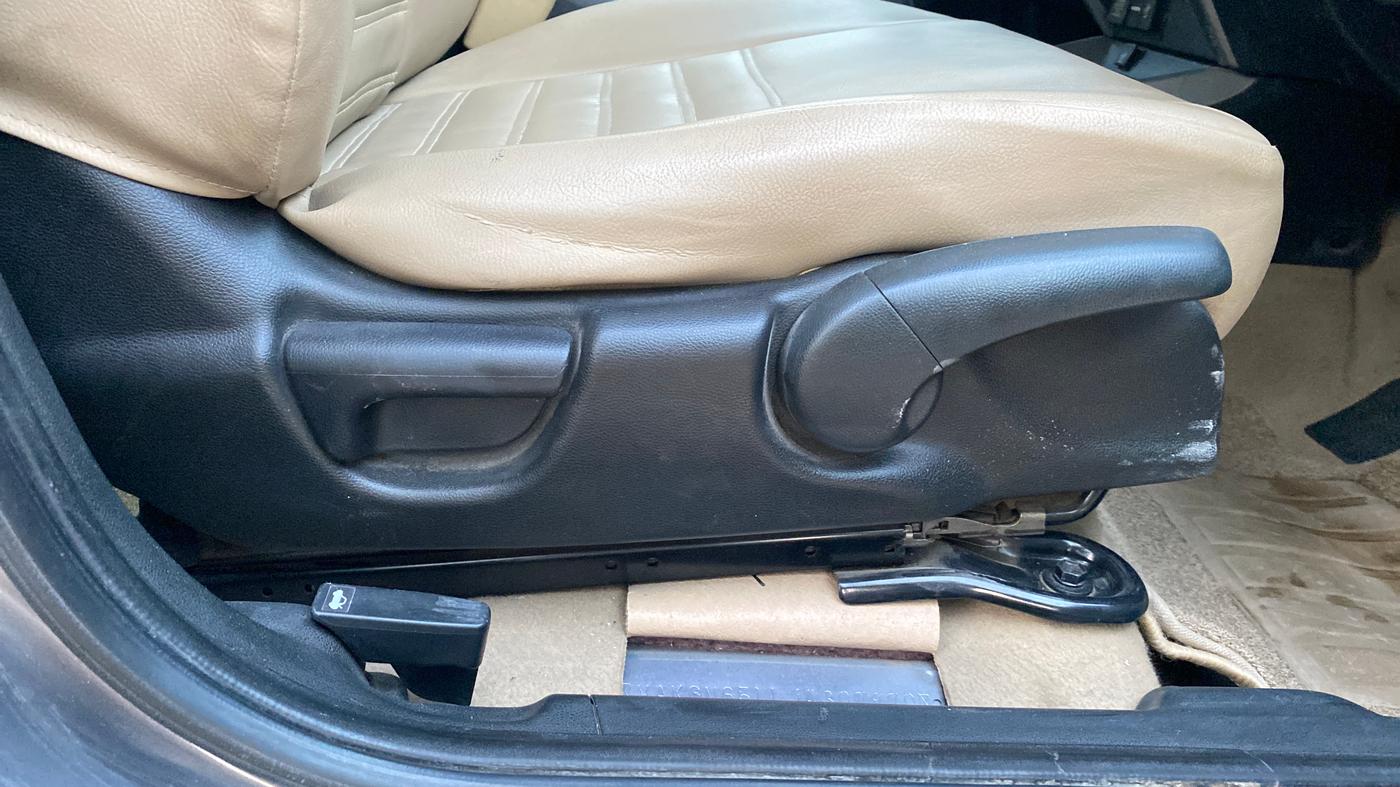 2018 Honda City 1.5L I-VTEC V MT, Petrol, Manual, 53,682 km, Driver Side Adjustment Panel