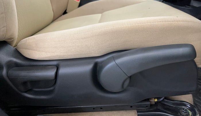 2020 Honda City 1.5L I-VTEC SV, Petrol, Manual, 24,427 km, Driver Side Adjustment Panel