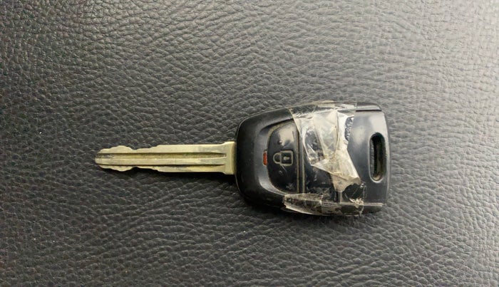 2016 Hyundai Grand i10 MAGNA 1.2 KAPPA VTVT, Petrol, Manual, 39,911 km, Key Close Up