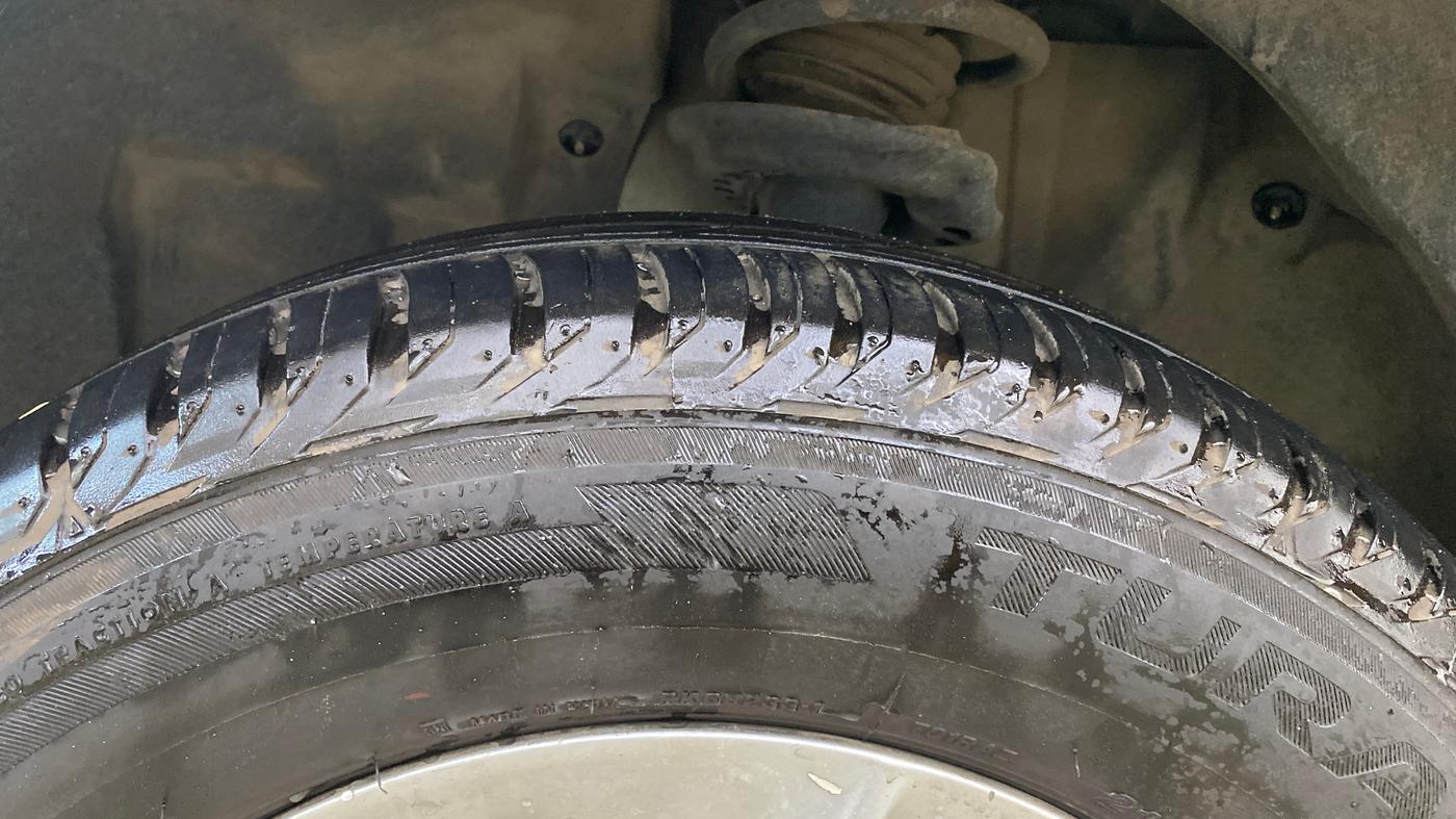 2019 Jeep Compass SPORT 1.4 PETROL, Petrol, Manual, 11,379 km, Left Front Tyre Tread