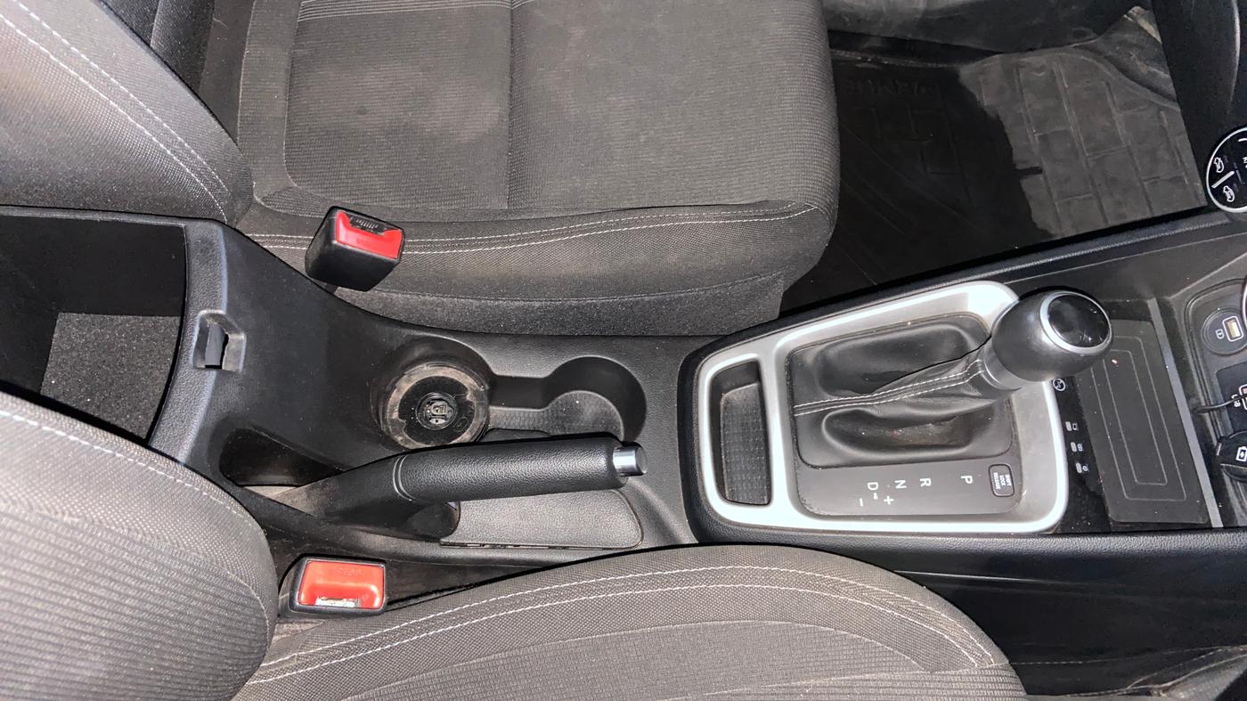 2019 Hyundai VENUE SX PLUS 1.0 TURBO DCT, Petrol, Automatic, 33,498 km, Gear Lever
