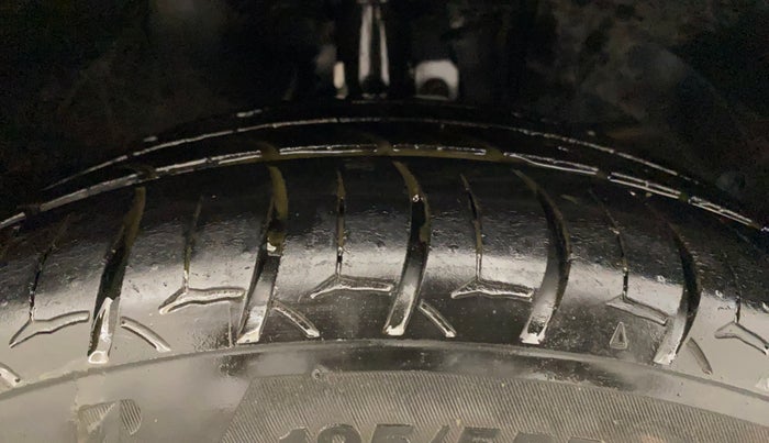 2017 Maruti Baleno ZETA PETROL 1.2, Petrol, Manual, 76,452 km, Right Front Tyre Tread