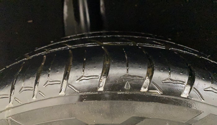 2017 Maruti Baleno ZETA PETROL 1.2, Petrol, Manual, 76,452 km, Right Rear Tyre Tread