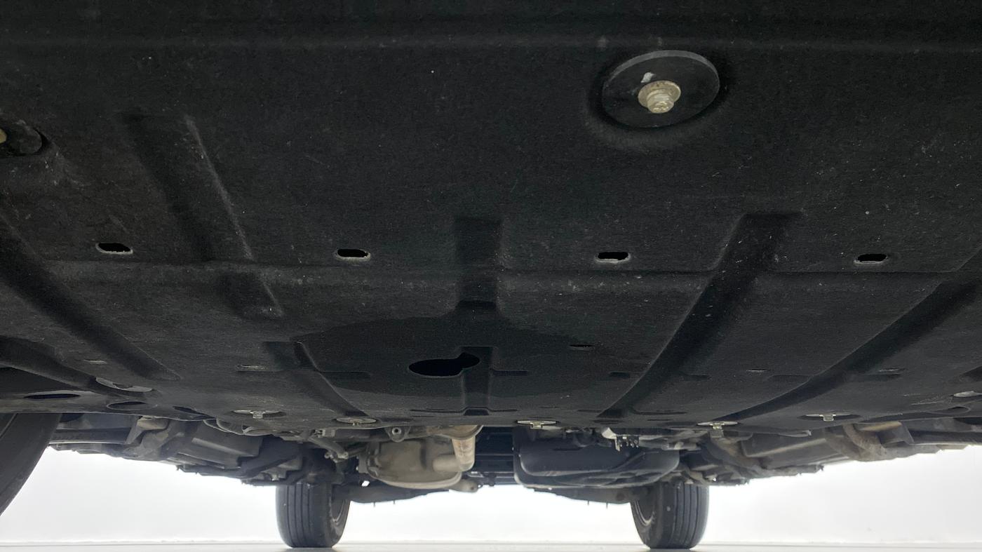 2021 Mahindra XUV700 AX 7 P AT 7 STR, Petrol, Automatic, 11,173 km, Front Underbody